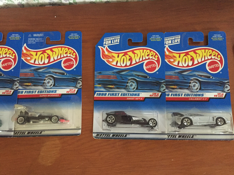 Illustration for article titled Enormous Die-Cast Collection - Box 45 - Let the Hot Wheels Roll...